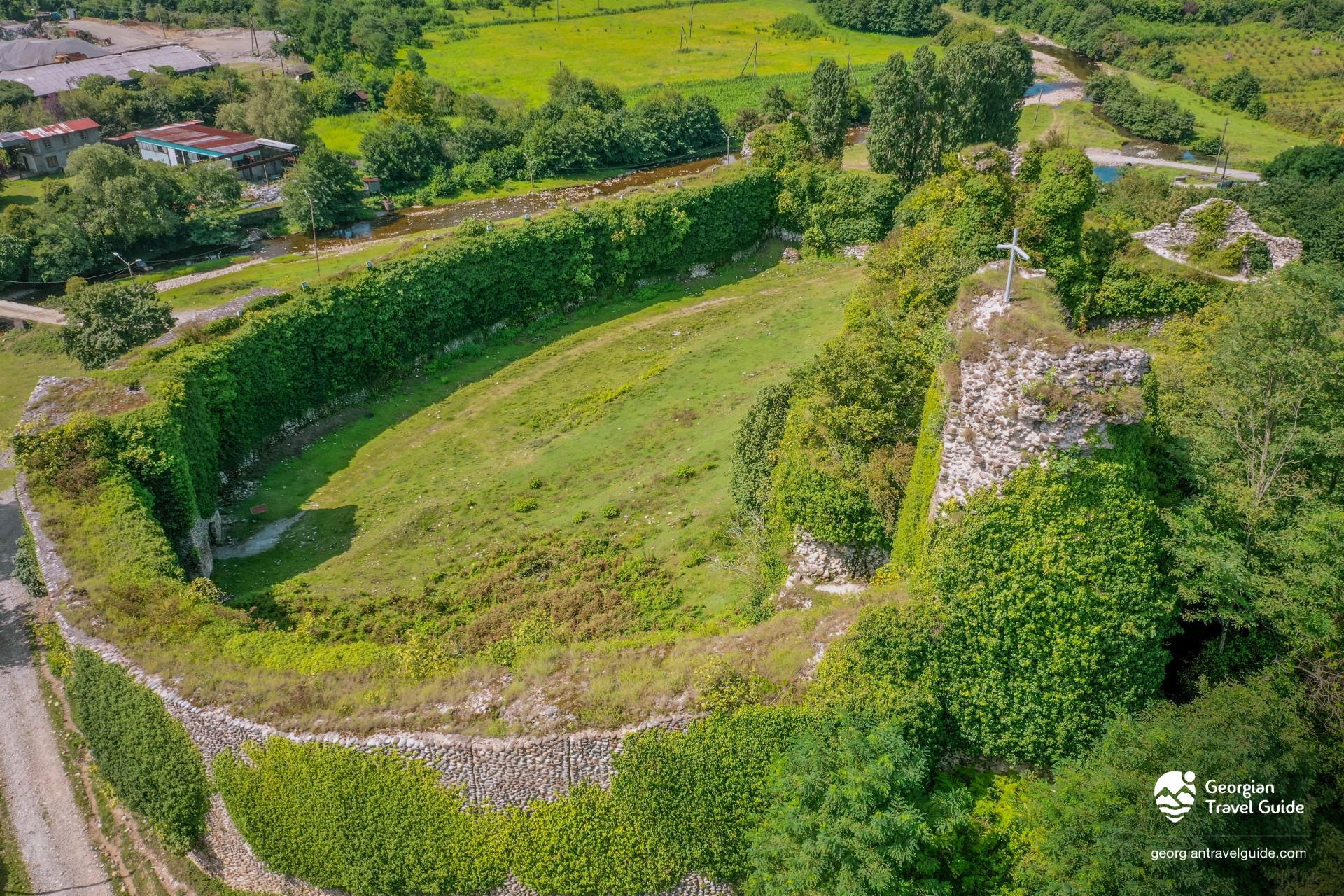 Rukhi Fortress 